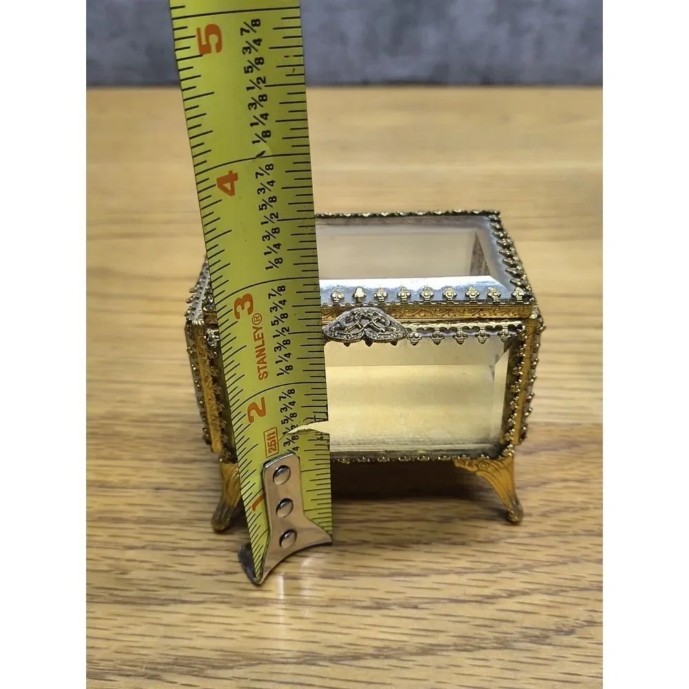 Vtg Beveled Stylebuilt Gold Trinket Ring Jewelry Box 24K Gold-plated Gold Velvet